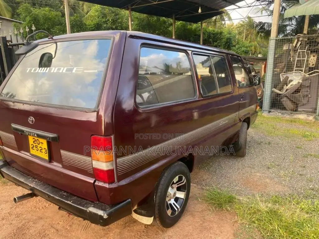 Toyota TownAce 1985 Van Unregistered (Recondition)