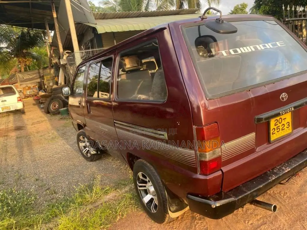 Toyota TownAce 1985 Van Unregistered (Recondition)