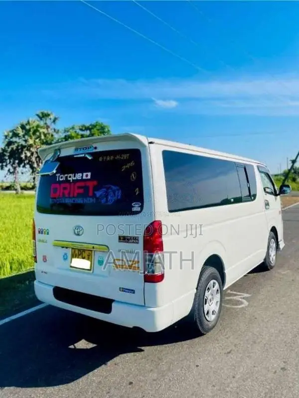 Toyota KDH 201 GL 2007 Van (Used)