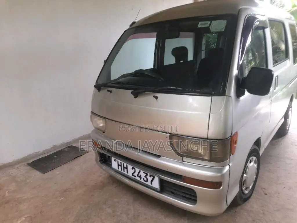 Daihatsu Hijet 2002 Van (Used)