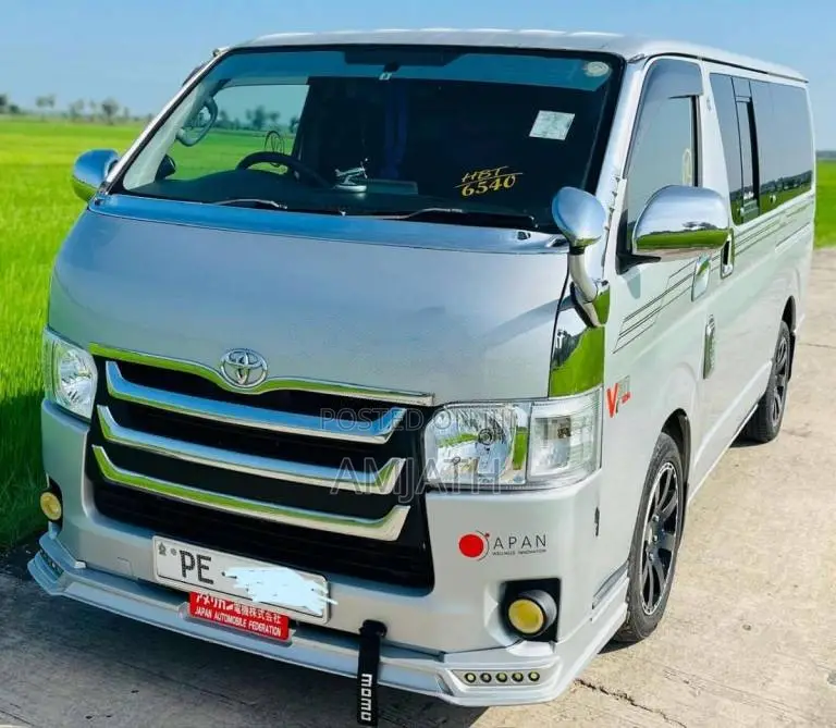 Toyota KDH 201SUPER GL UPDATE 2008 Van (Used)
