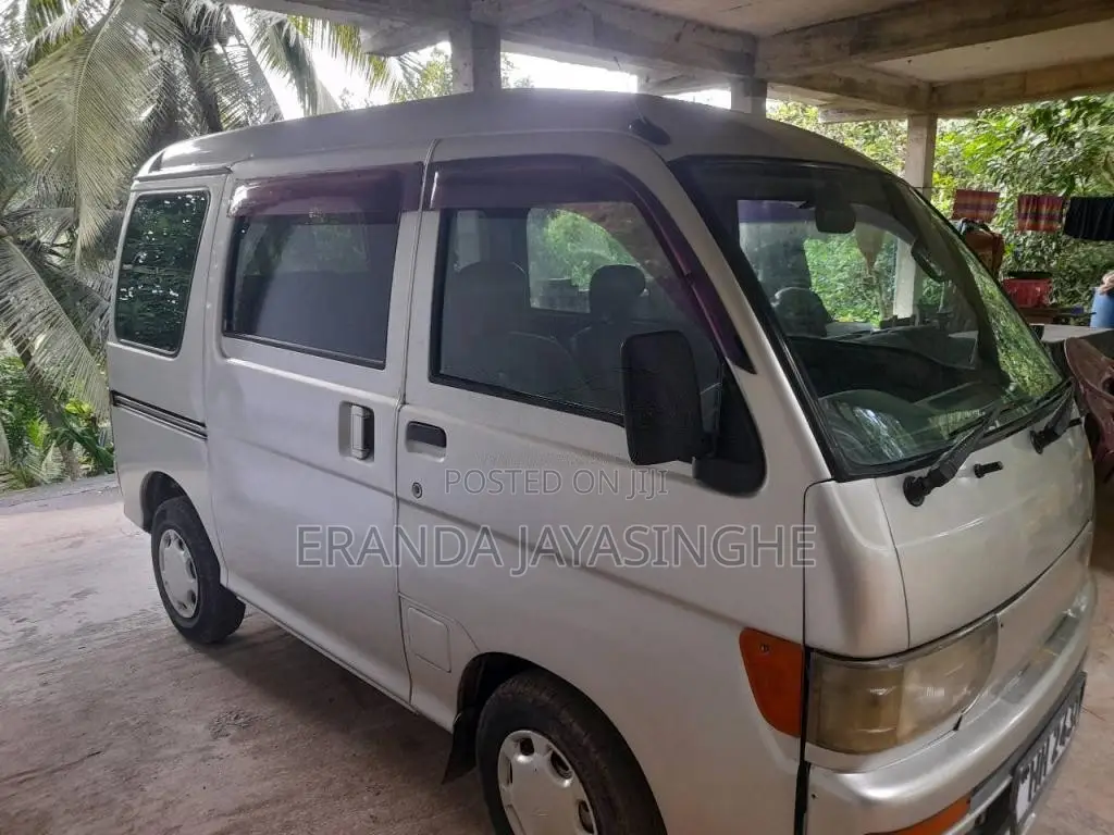 Daihatsu Hijet 2002 Van (Used)