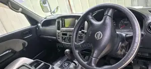 Nissan Caravan 2010 Van (Used)