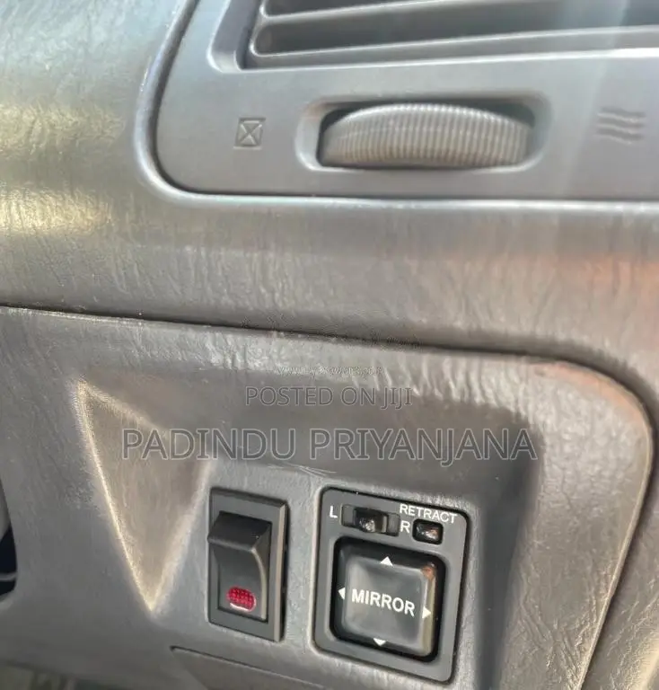 Toyota CR41 1997 Van (Used)