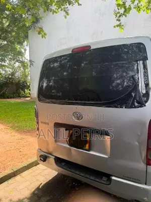 Toyota KDH 2006 Van (Used)
