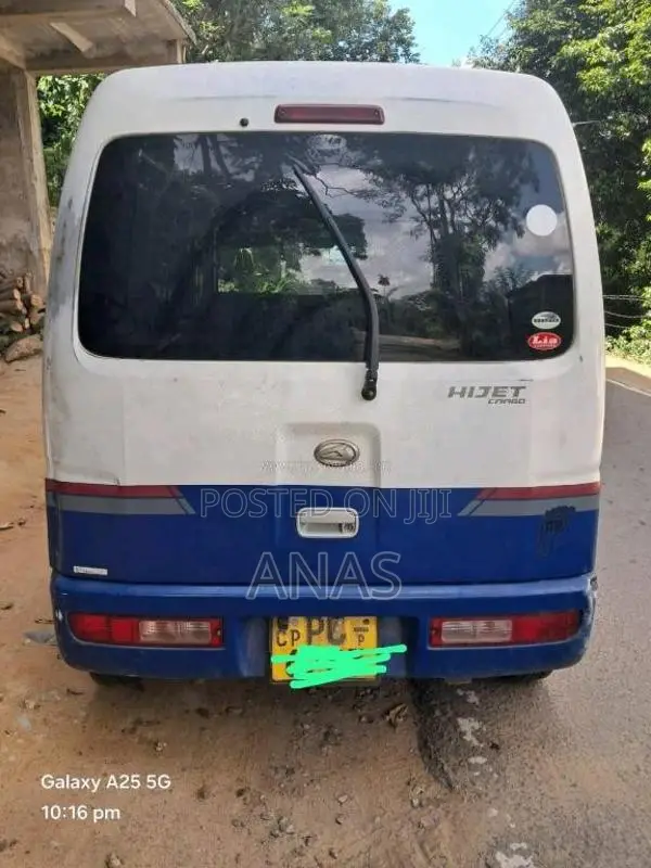 Daihatsu Hijet 2007 Van (Used)