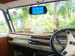 Mitsubishi Delica 1985 Van (Used)