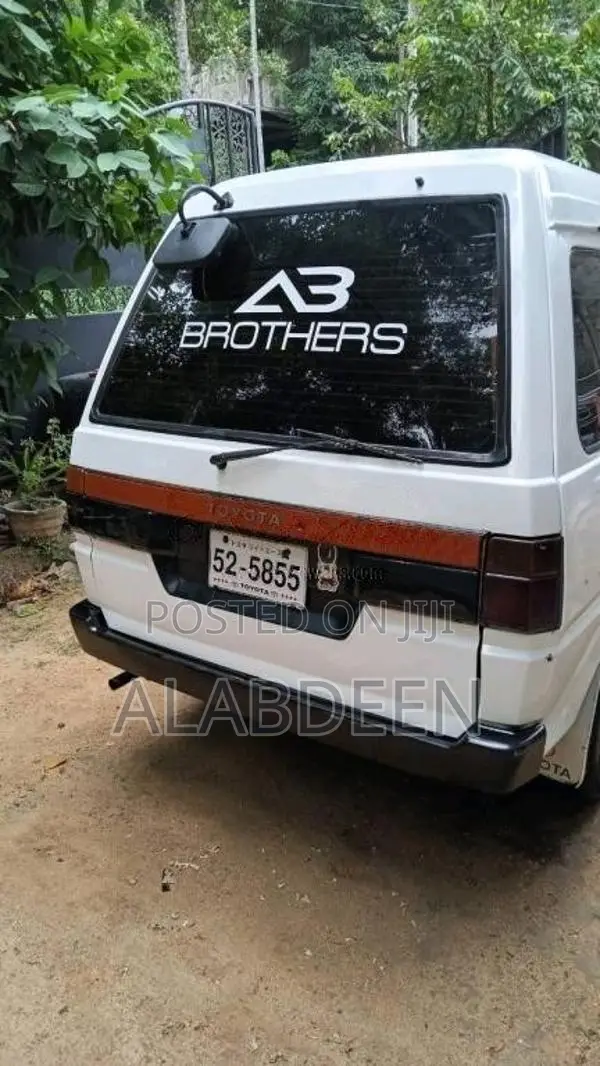 Toyota LiteAce 1988 Van (Used)
