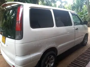 Toyota Noah CR42 2000 Van (Used)
