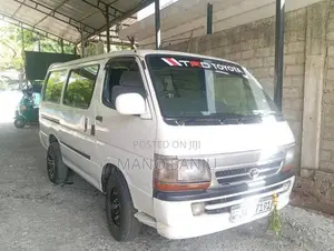 Toyota HIACE 2004 Van (Used)