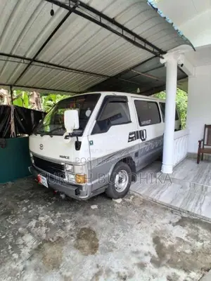 Toyota Shell Long 1983 Van (Used)