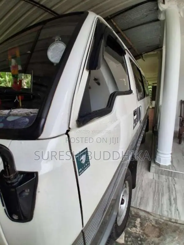 Toyota Shell Long 1983 Van (Used)