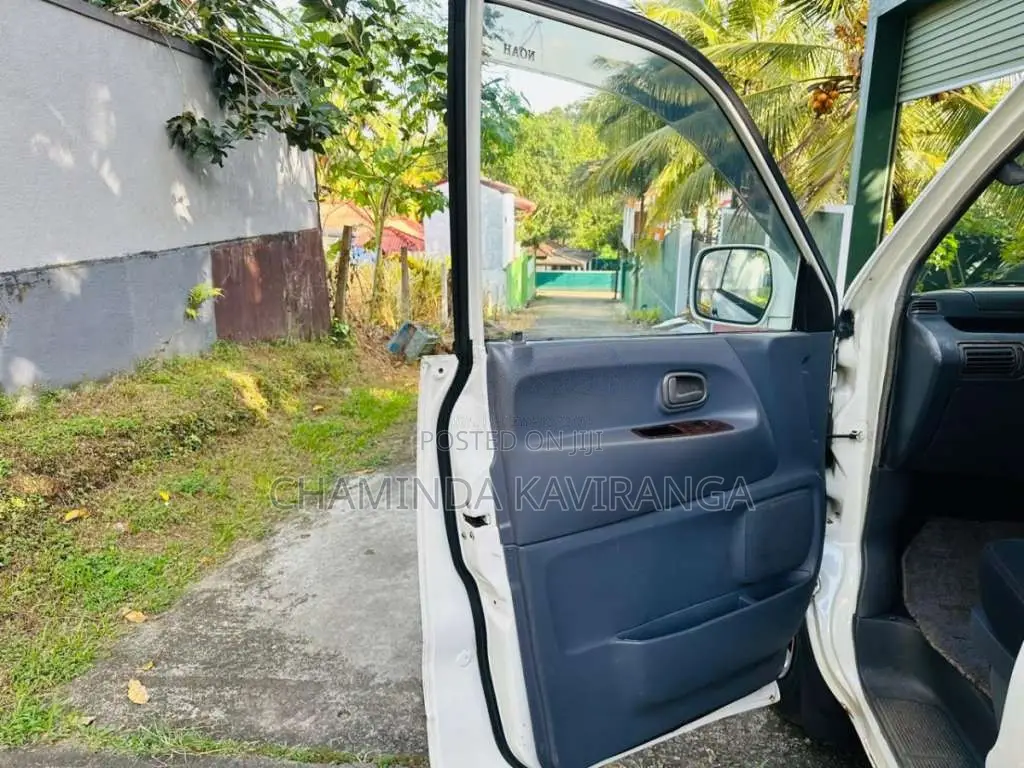Toyota CR41 1996 Van (Used)