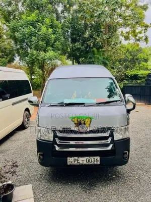 Toyota Kdh High Roof 2007 Van (Used)