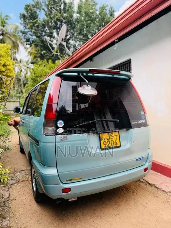 Toyota Townace Noah Cr42 2000 Van (Used)