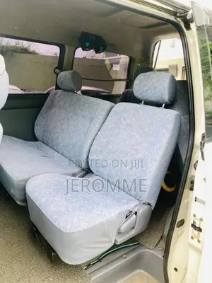 Toyota Noah 1998 Van (Used)
