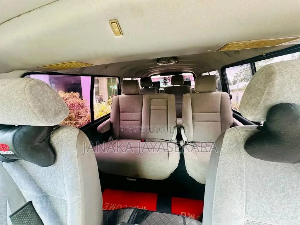 Toyota Dolphin Hiace Lh113 1991 Van (Used)