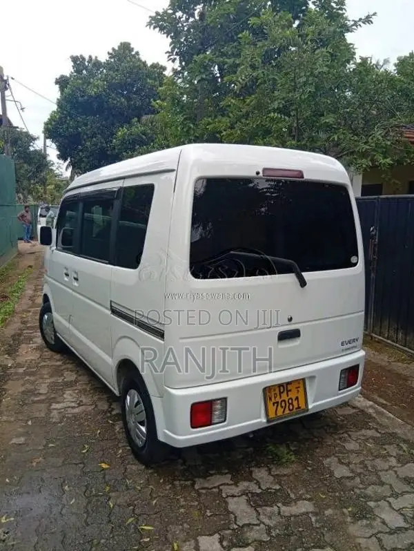 Suzuki Every 2011 Van (Used)