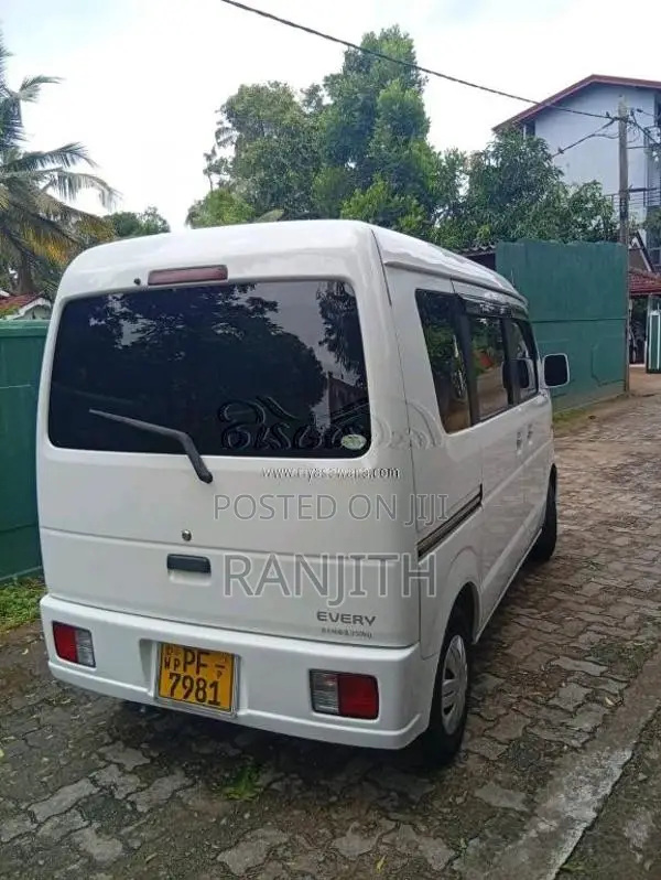 Suzuki Every 2011 Van (Used)