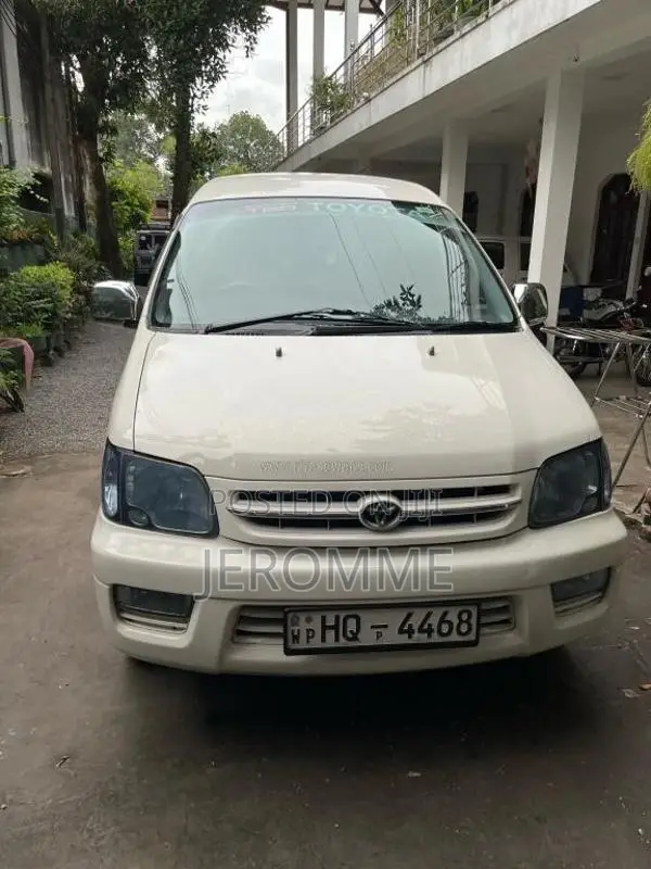 Toyota Noah 1998 Van (Used)