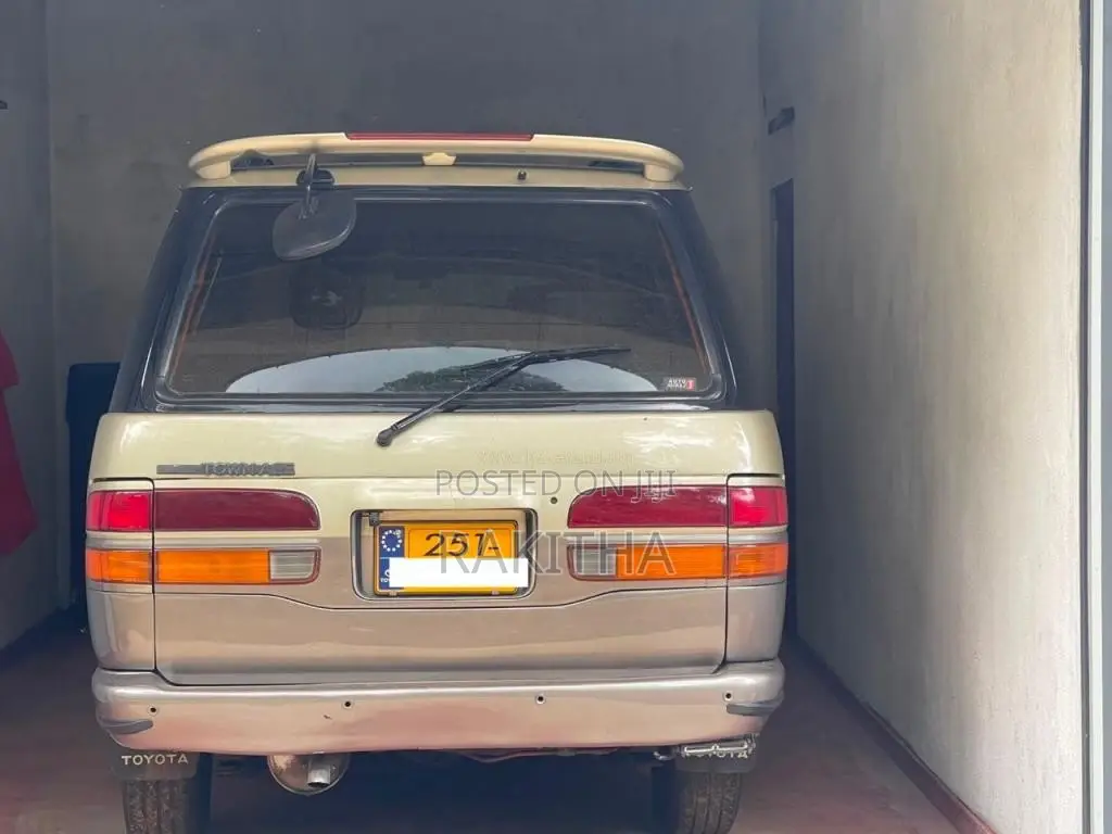Toyota TownAce 1994 Van (Used)