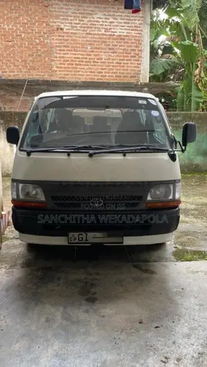 Toyota HIACE Dolphin LH113 1996 Van (Used)