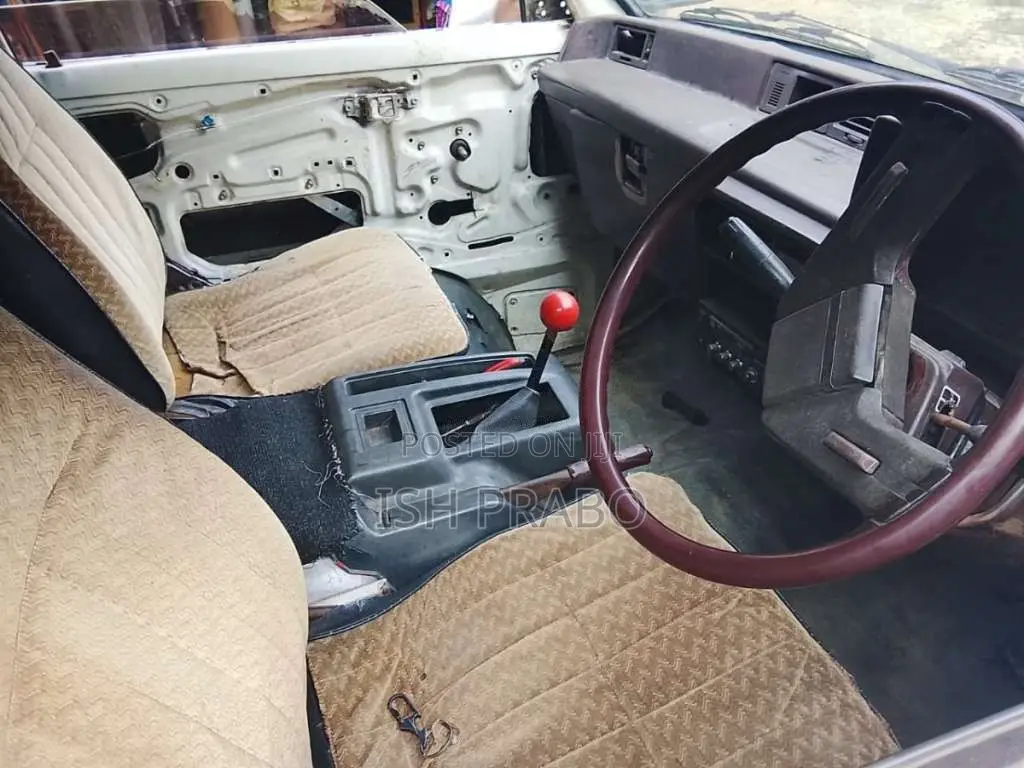 Toyota Townace 1984 Van (Used)