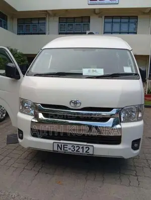 Toyota KDH 223 2025 Van (Used)