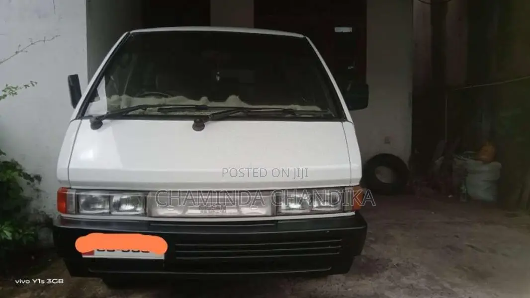 Nissan Largo 1991 Van (Used)