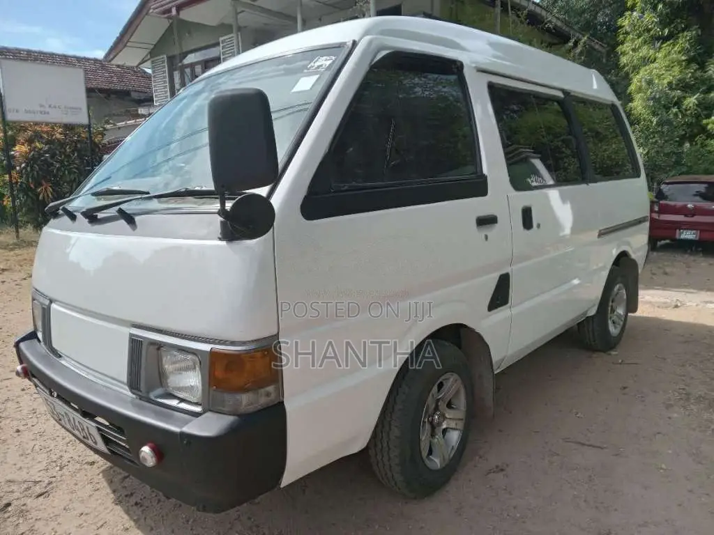 Nissan Vanette 1989 Van (Used)