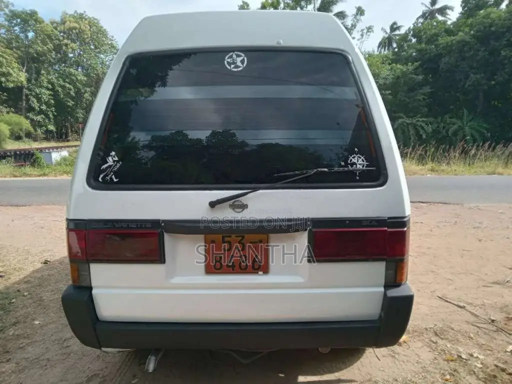 Nissan Vanette 1989 Van (Used)