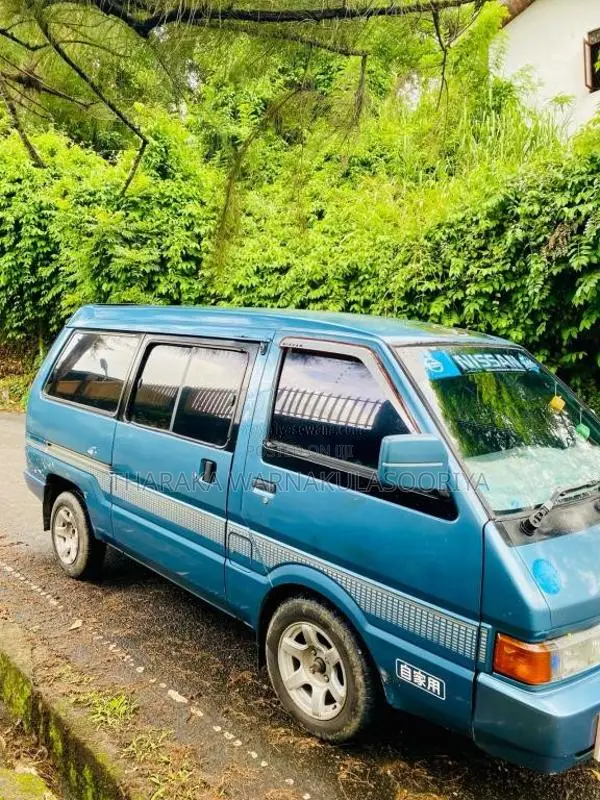 Nissan Largo 1996 Van (Used)