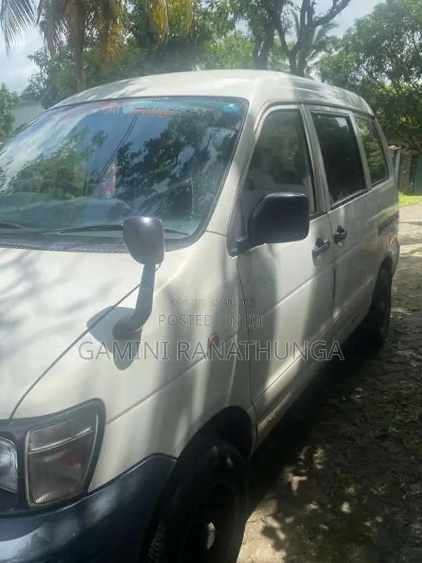 Toyota Noah Kr42 2006 Van (Used)