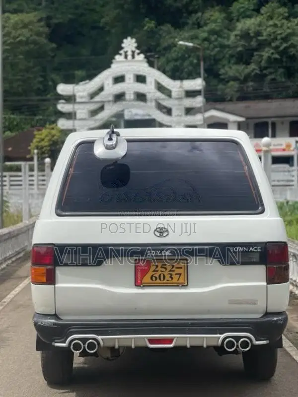 Toyota Townace CR27 1993 Van (Used)