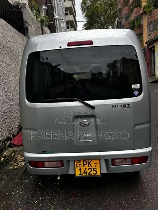 Daihatsu Hijet 2016 Van (Used)