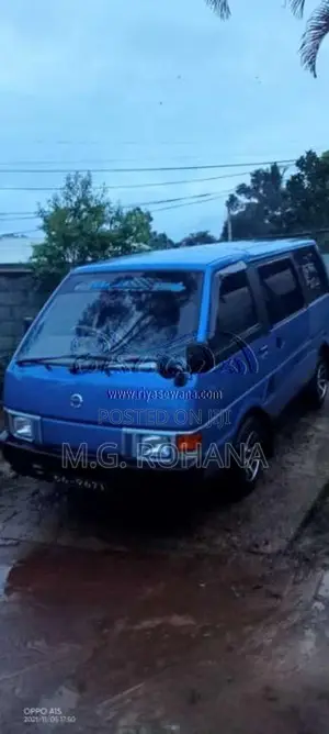 Nissan Vanette 1995 Van (Used)