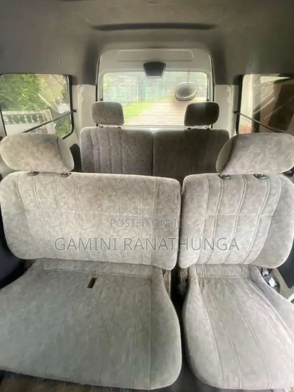Toyota Noah Kr42 2006 Van (Used)