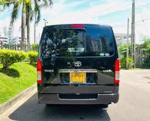 Toyota KDH 2015 Van (Used)