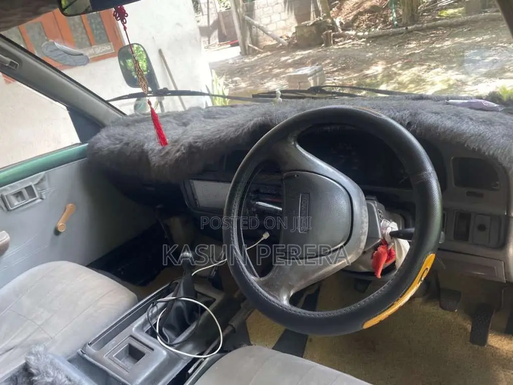 Toyota TownAce CR27 1989 Van (Used)