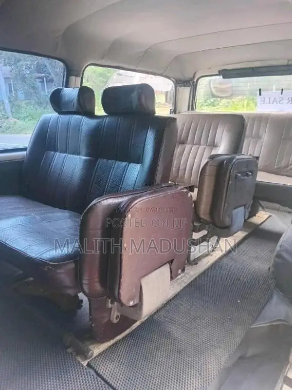 Isuzu Fargo 1985 Van (Used)