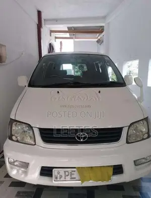 Toyota Noah 2007 Van (Used)