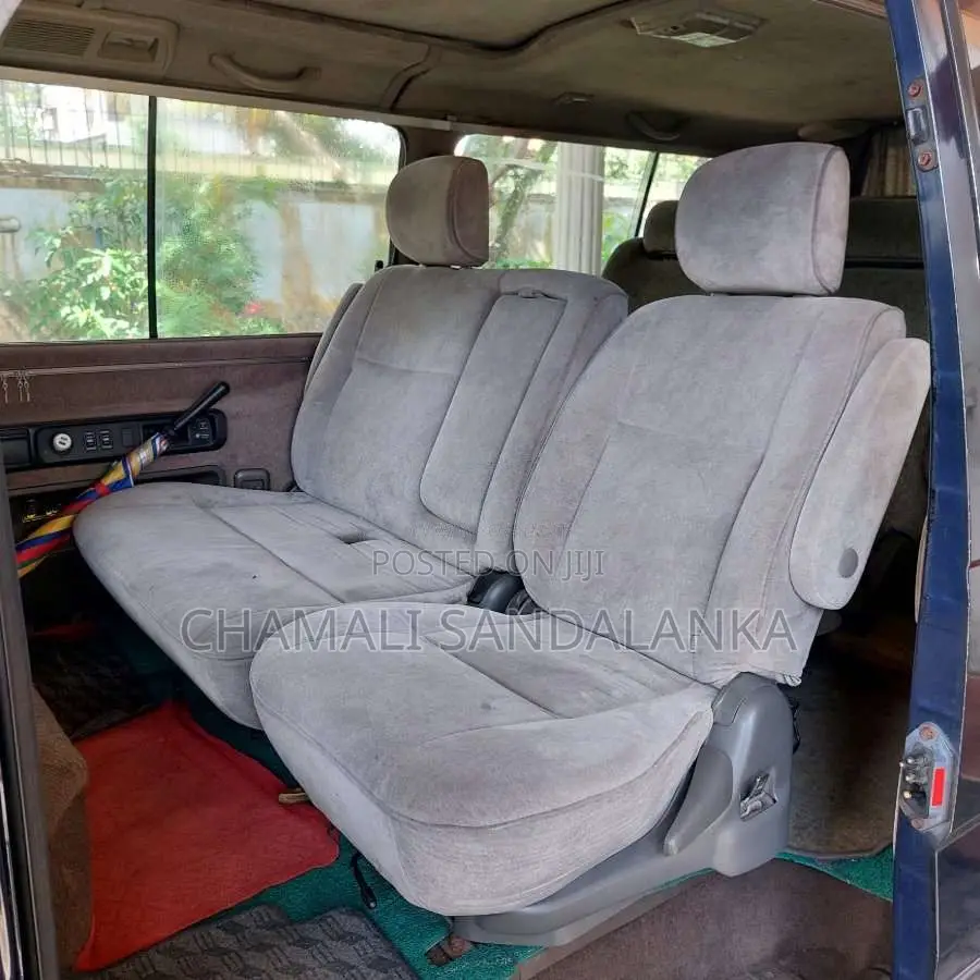Nissan Caravan VX 1992 Van (Used)