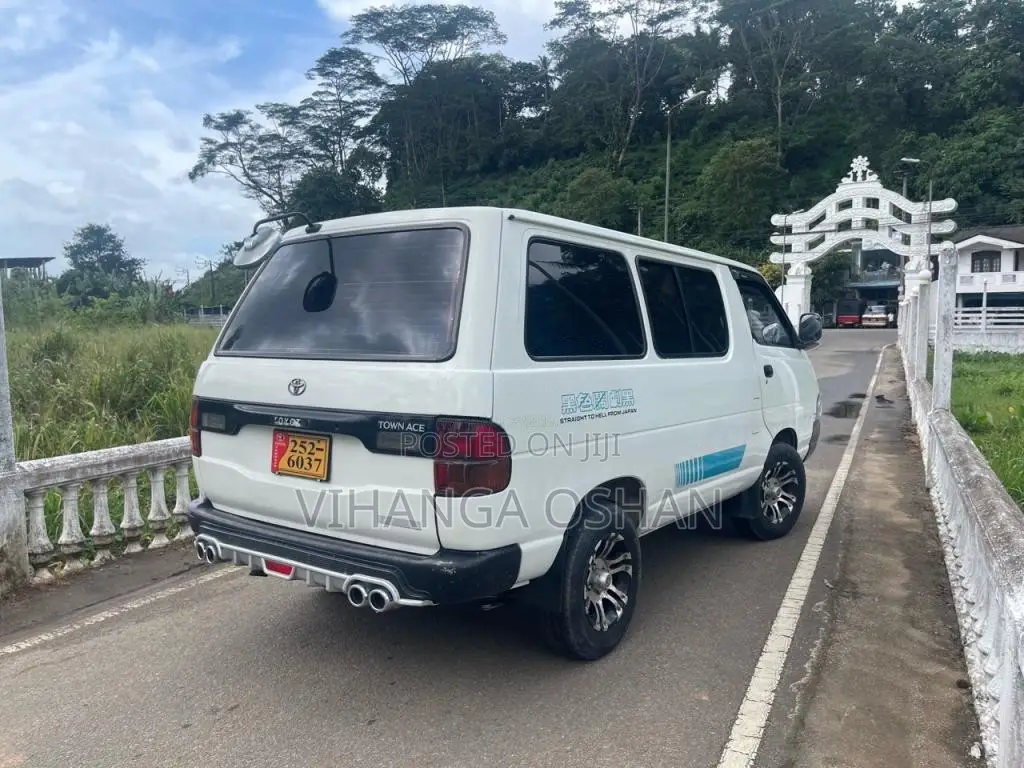 Toyota Townace CR27 1993 Van (Used)