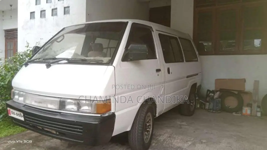 Nissan Largo 1991 Van (Used)