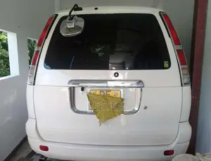 Toyota Noah 2007 Van (Used)
