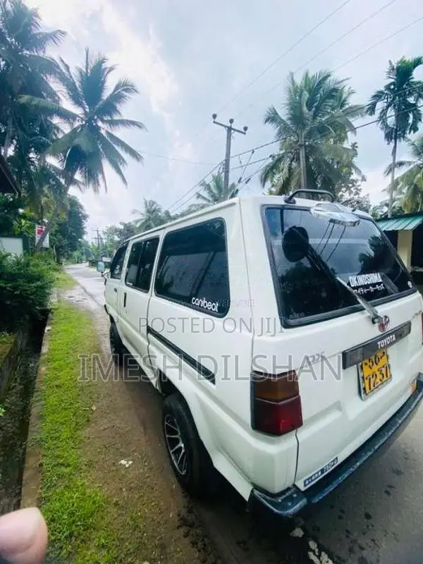 Toyota LiteAce 1990 Van (Used)