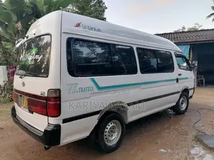 Toyota Dolphin Super Long 1999 Van (Used)