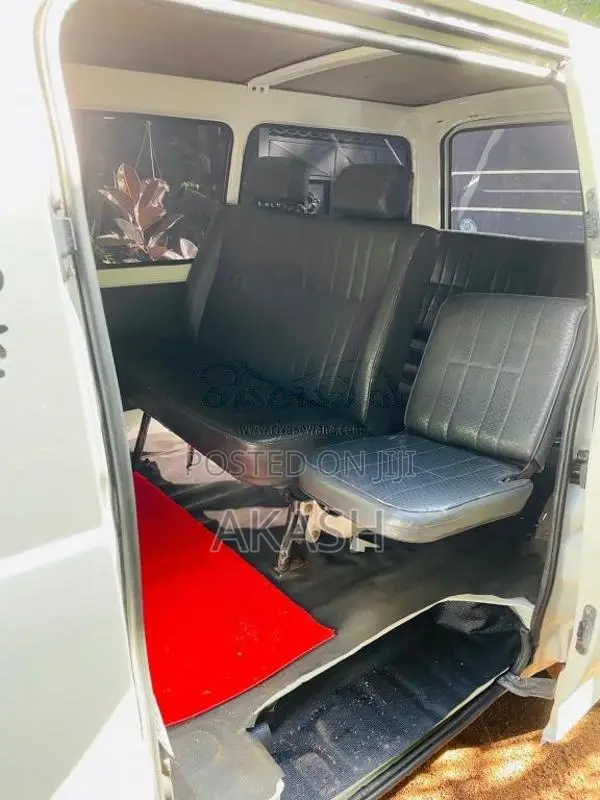 Toyota Liteace CM36 1988 Van (Used)