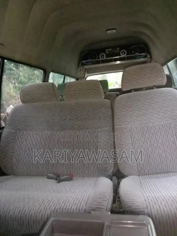 Toyota Dolphin Super Long 1999 Van (Used)