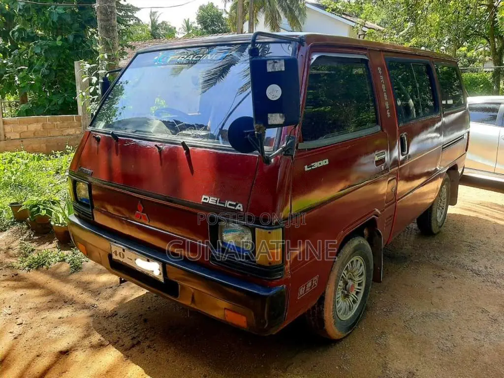 Mitsubishi L300 1986 Van (Used)
